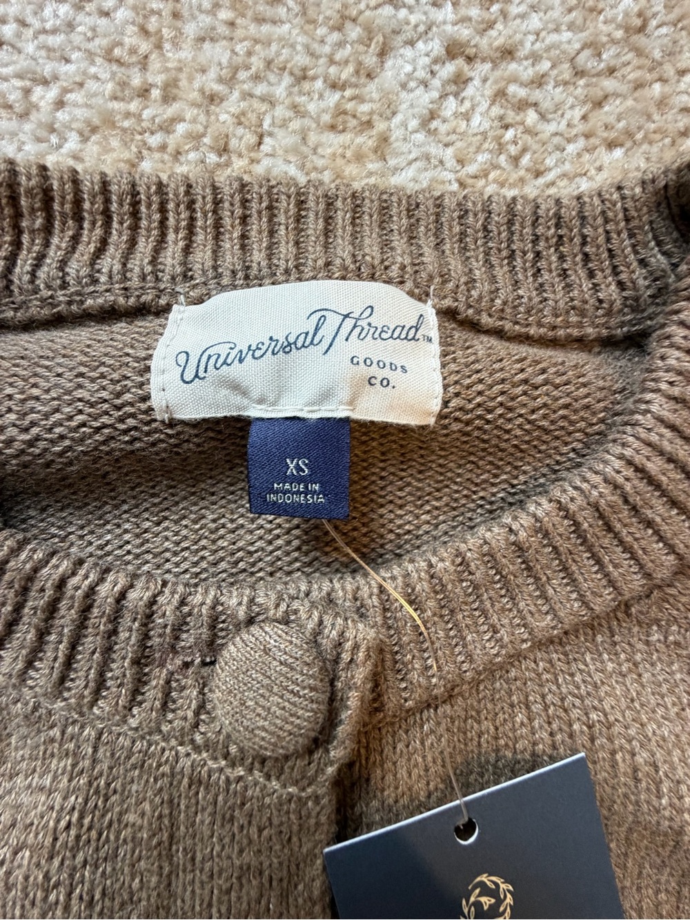 Universal Thread Cropped Button-Front Cardigan in Taupe Brown - Picture 3 of 5